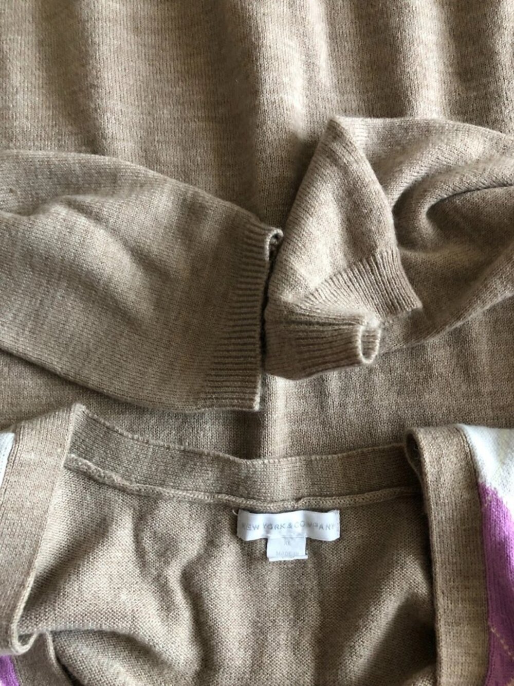 New York & Company Women's Beige V-Neck Pullover Long Sleeve Argyle Size XL - Picture 6 of 12